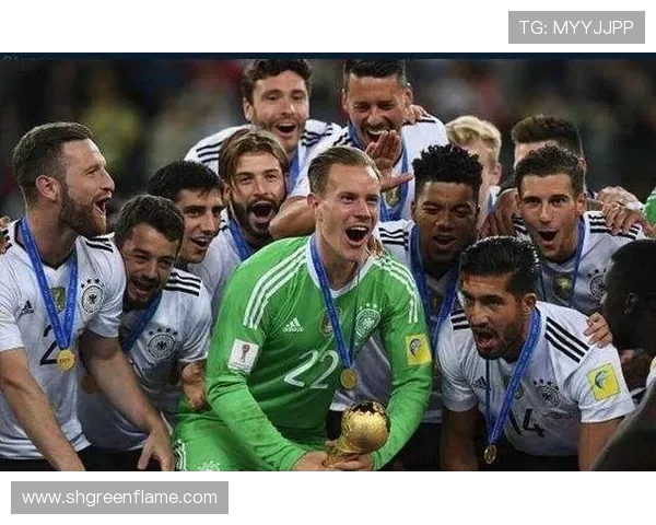 重庆足球队在联合会杯中的耐力展现与战术分析